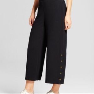 “Who, what, wear” pants